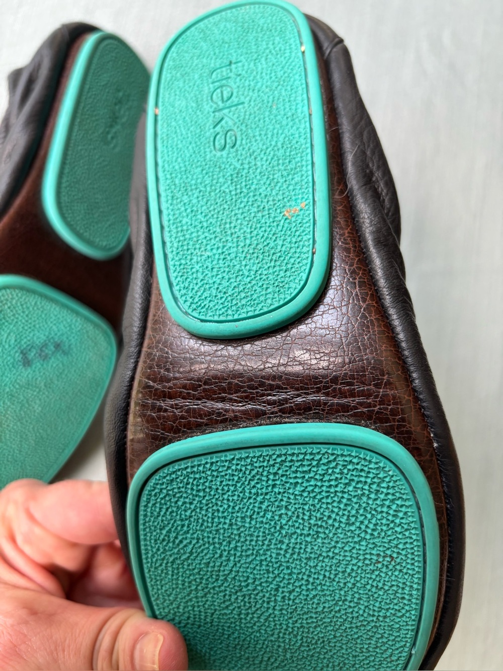 Tieks Black Leather Ballet Flats Size 9 with Teal bottom - Picture 8 of 10
